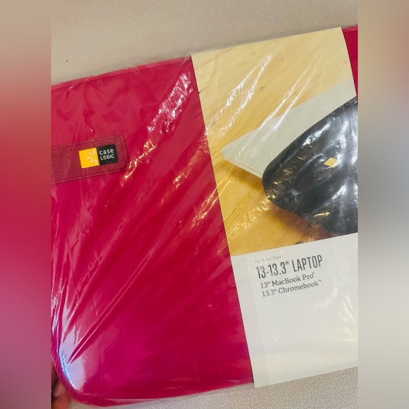 NIP Case Logic Laptop Case - Picture 3 of 5